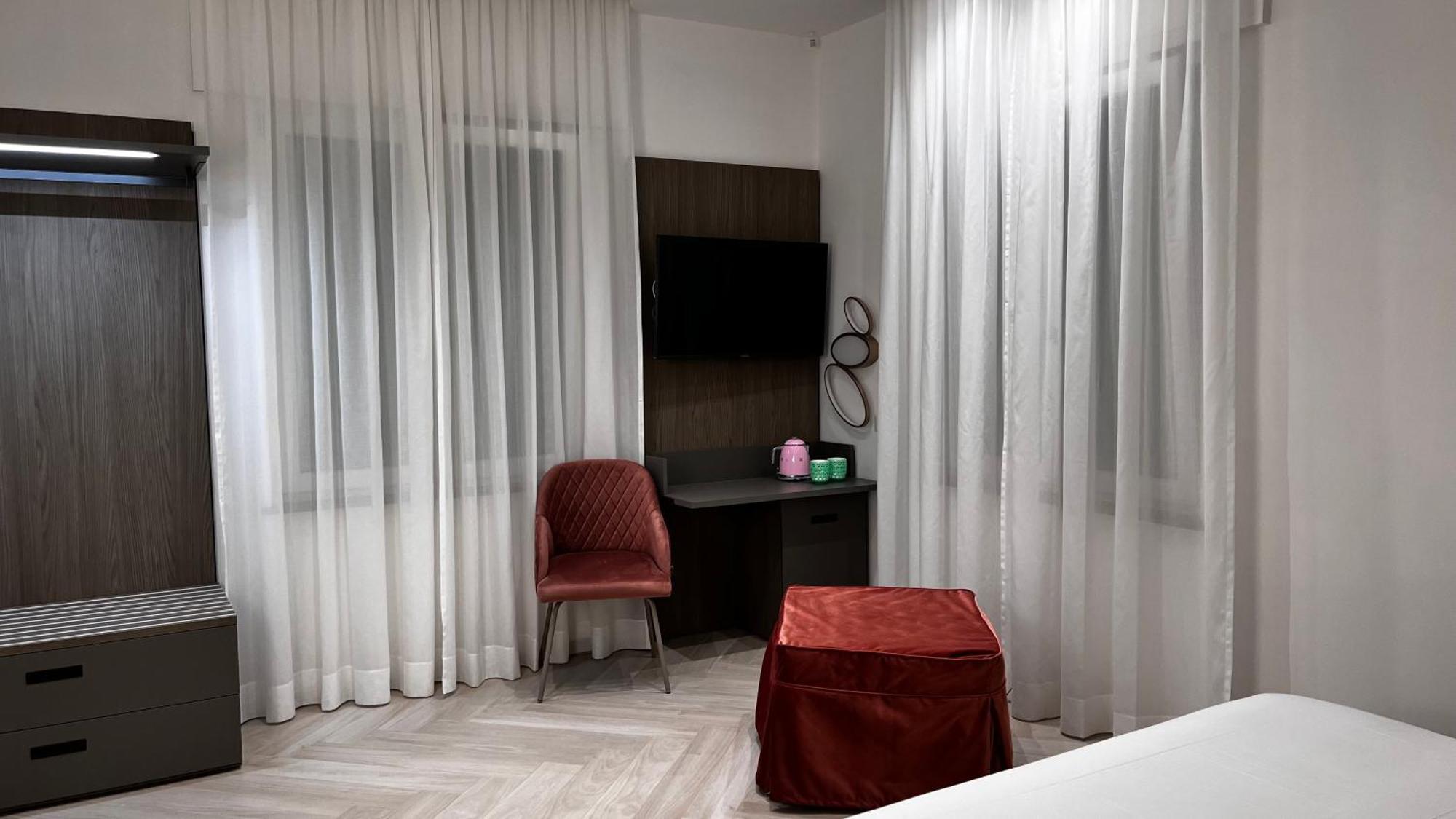 Patriziella 4 Rooms Sorrento Exterior foto