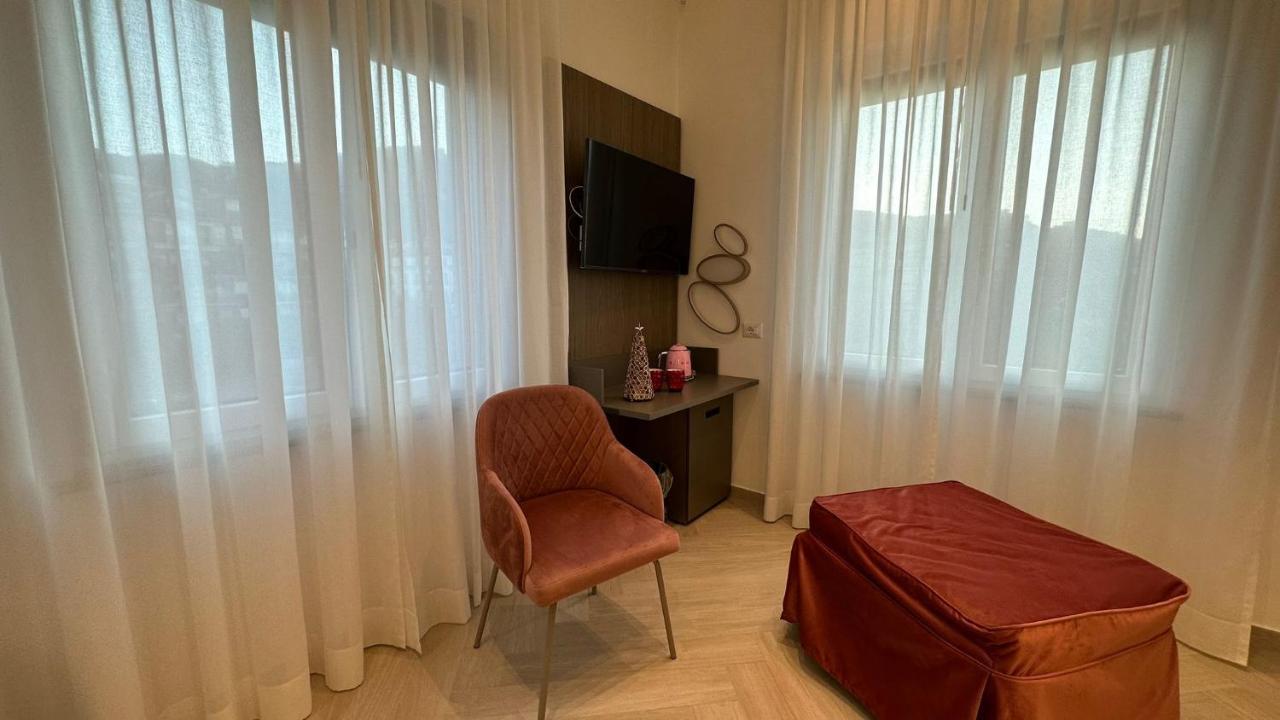 Patriziella 4 Rooms Sorrento Exterior foto
